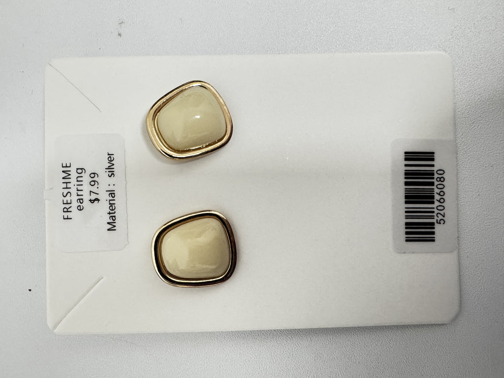 FRESHME Jewelry  Creamed Sugar Earrings