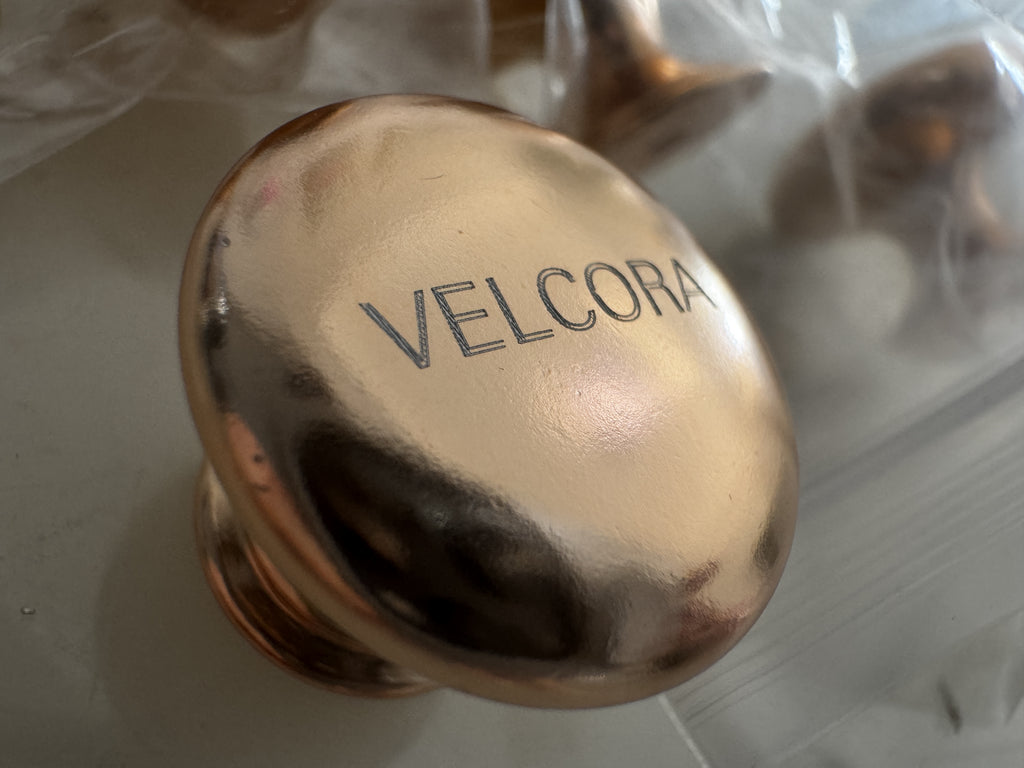 VELCORA   Metal knobs  Simple bedside drawer wardrobe cabinet universal  Round knob single hole  aluminum alloy material    FOR 5-piece set（GOLD）