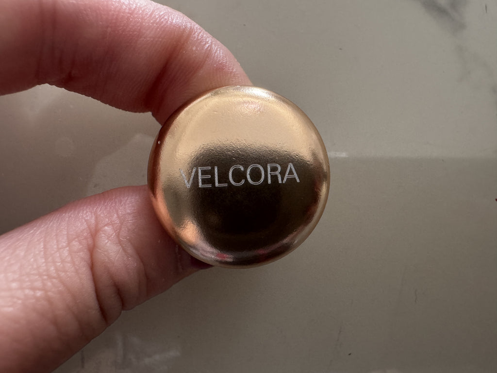 VELCORA   Metal knobs  Simple bedside drawer wardrobe cabinet universal  Round knob single hole  aluminum alloy material    FOR 5-piece set（GOLD）