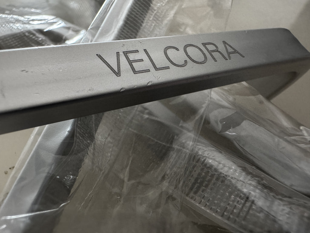 VELCORA   Metal pulls for Cabinet Simple bedside drawer wardrobe cabinet universal   aluminum alloy material  FOR 4-piece set(silvery)