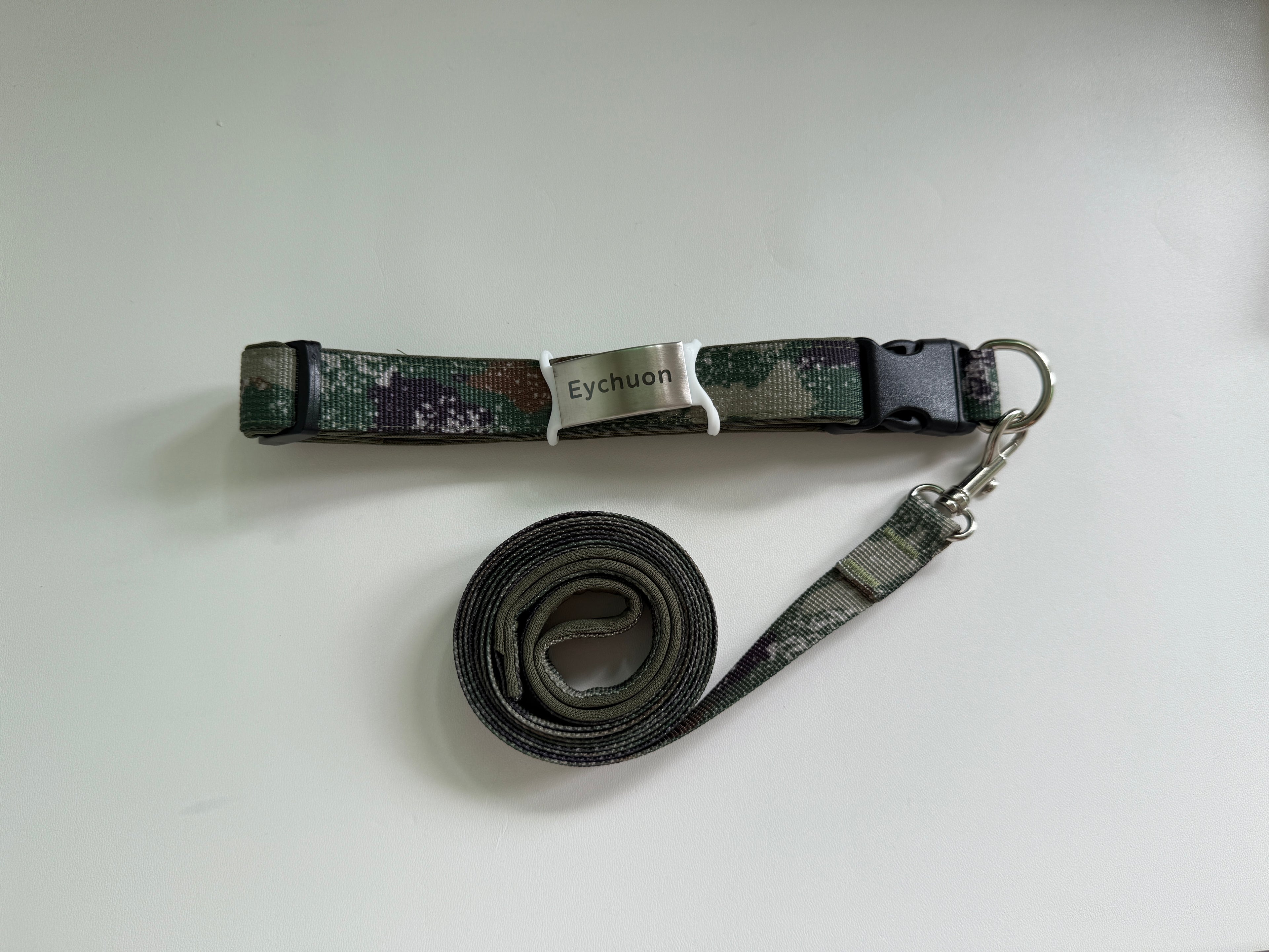 Eychuon Leashes for animals，Dog Collar and Leash Set, Puppy Collar and Lead Set Quick Release Buckle Adjustable Paw Print Puppy Collar Soft Nylon Pet Collar for Puppy Small Dogs