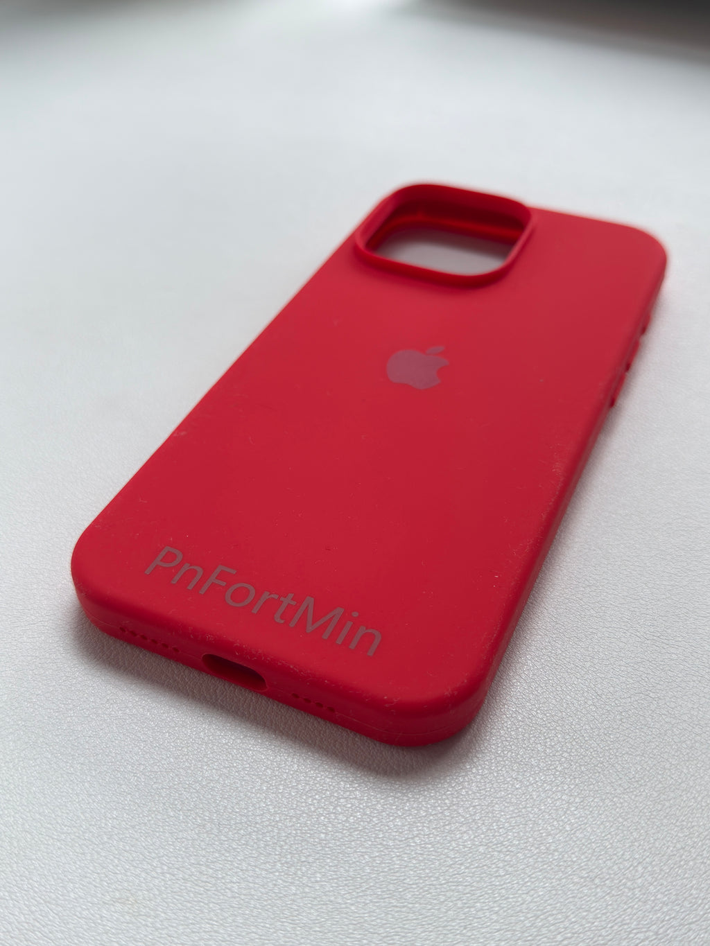 PnFortMin Cell phone cases，Compatible with iPhone 16 Pro Max, Slim Liquid Silicone 3 Layers Soft Gel Rubber Shockproof Protective Case with Anti-Scratch Microfiber Lining