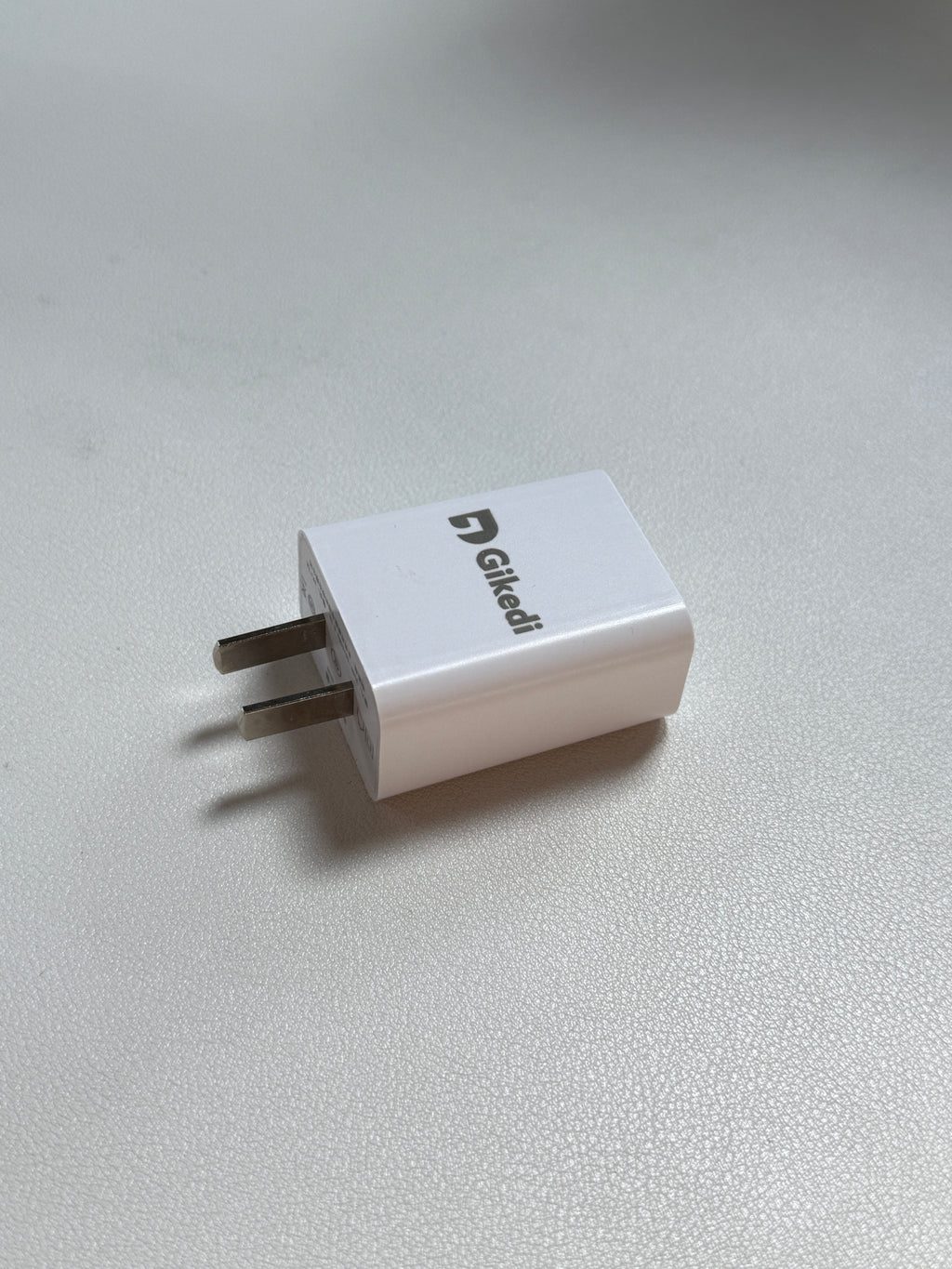 Gikedi Power adapters，USB Wall Plug 5V 2A AC Power Adapter Compatible with iPhone,Pad,Samsung,Tablet,Kindle and More